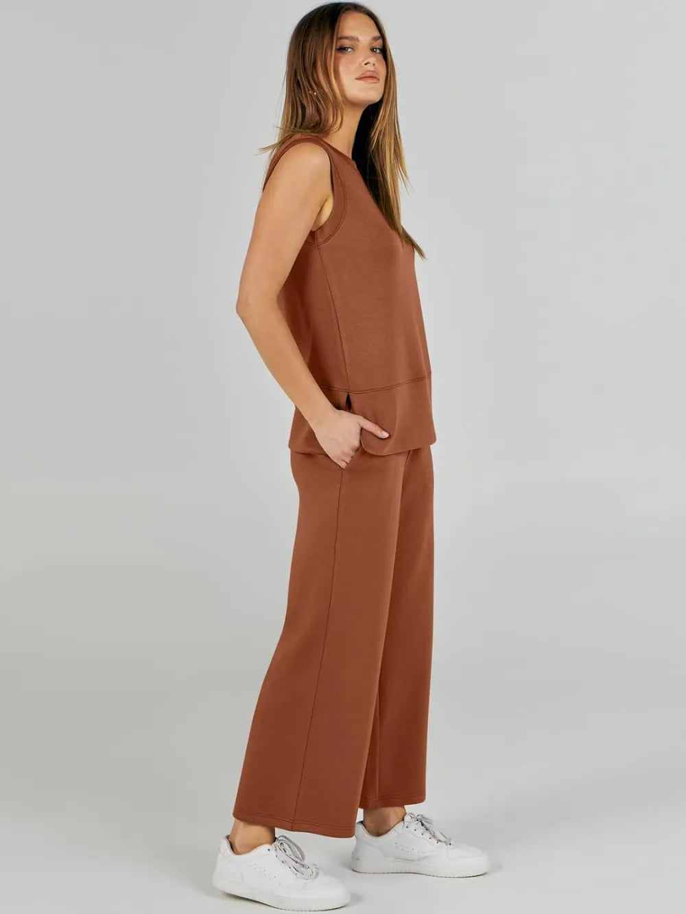 Women's 2 Piece Sets Summer Outfits Sleeveless Wide Leg Tracksuits Casual Sweat Sets Lounge Sweatsuits